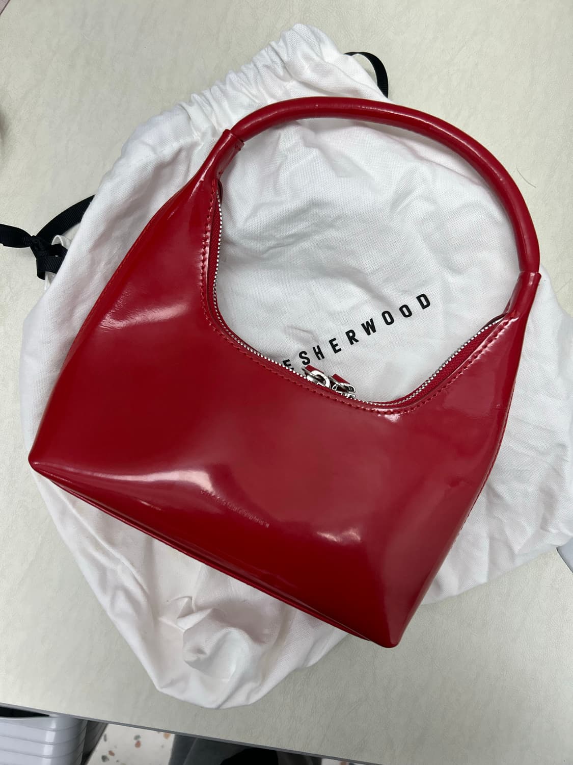 마지셔우드 호보백 레드  상품이미지1