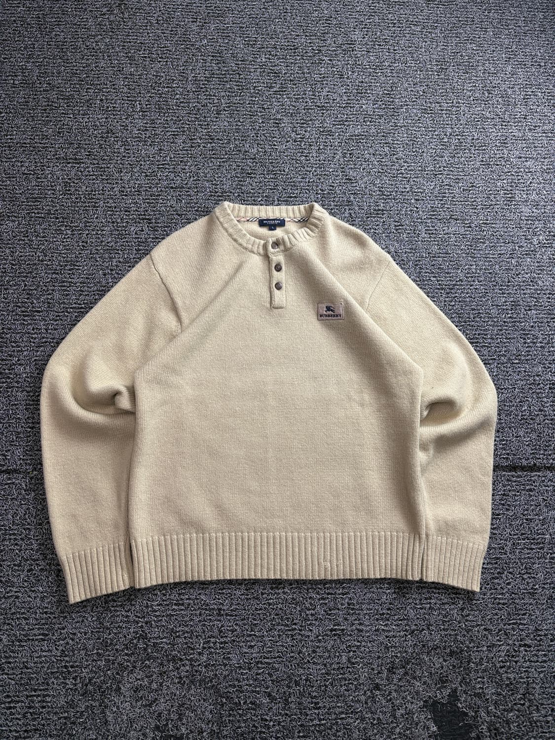 버버리 아카이브 헨리넥 니트 스웨터 2990 상품이미지2