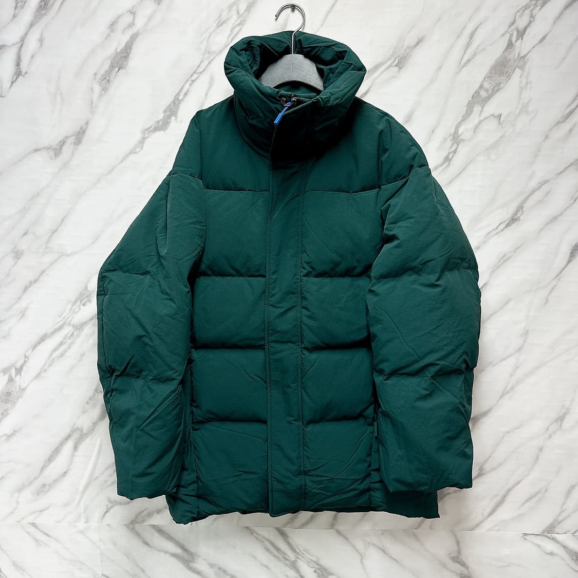 케즈 남녀공용 딥그린 덕다운 패딩 점퍼

 상품이미지1