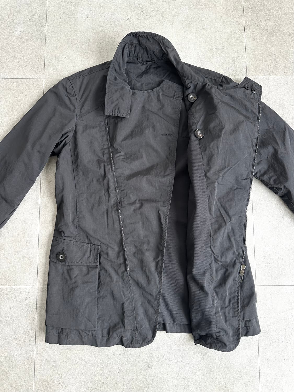 조르지오 알마니 아카이브 하이넥 왁스코팅 테크 자켓 상품이미지4