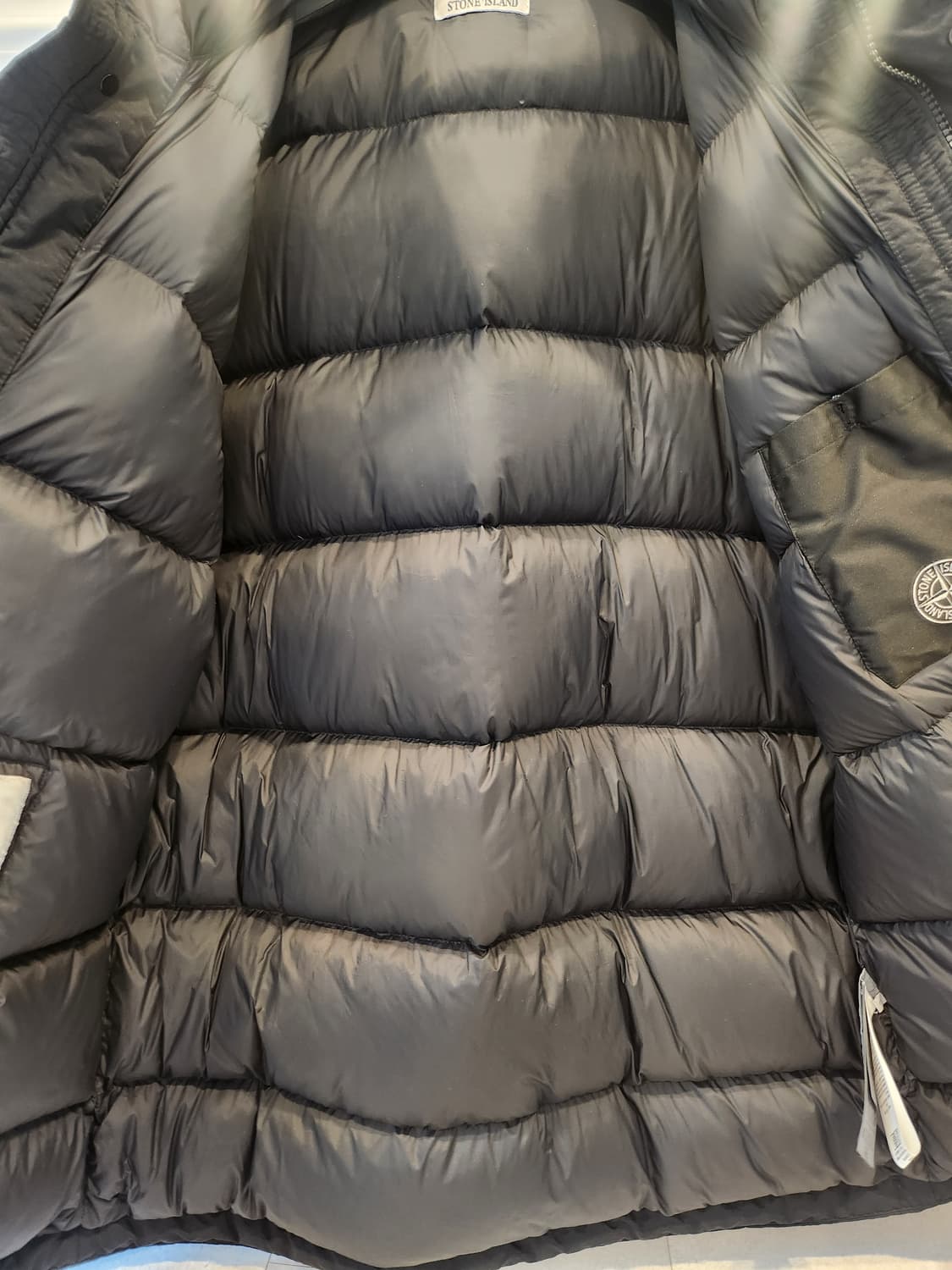 스톤아일랜드 오파크 나일론트윌 롱패딩 L 상품이미지3