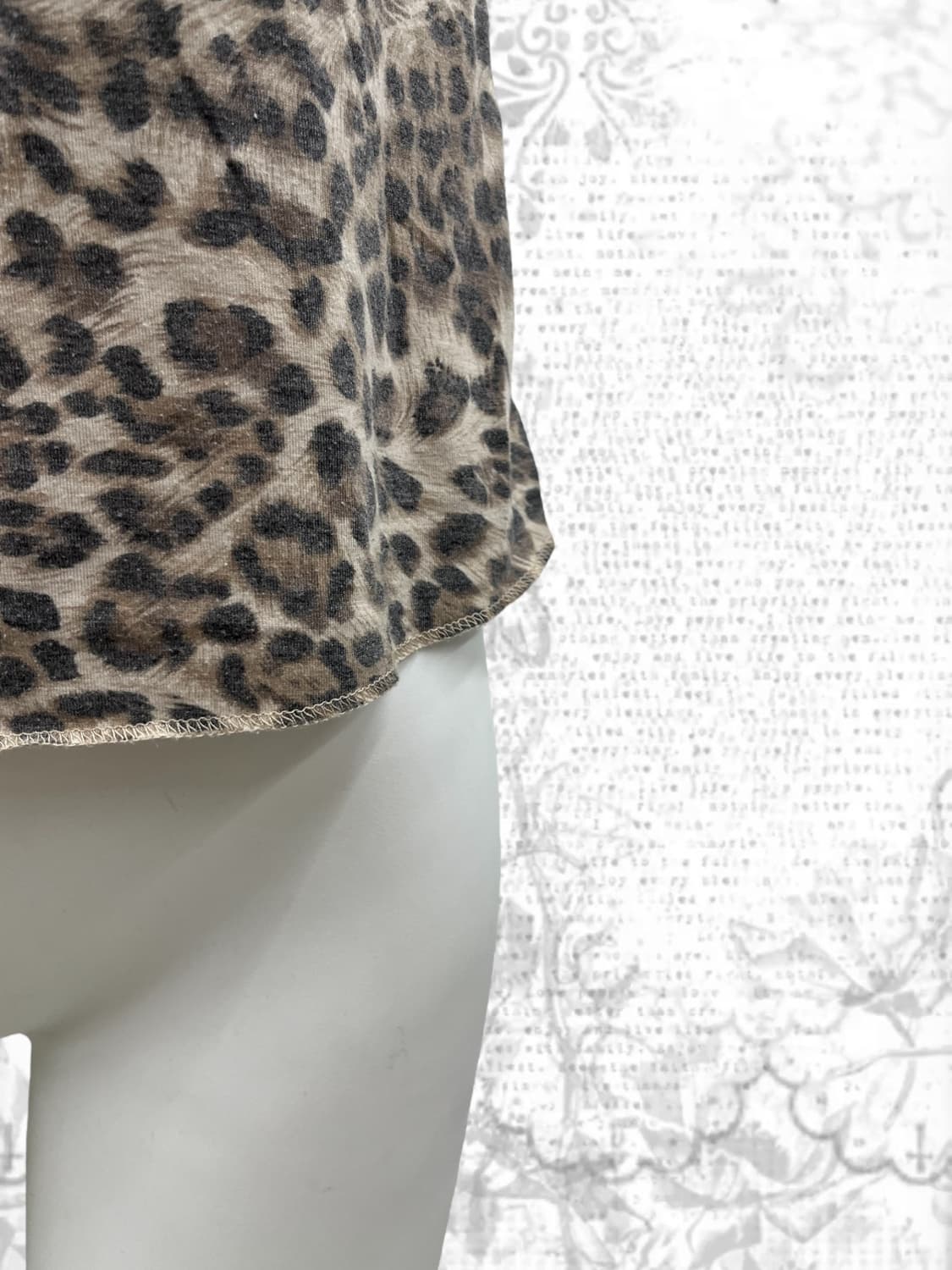 glitter printing leopard top 상품이미지3