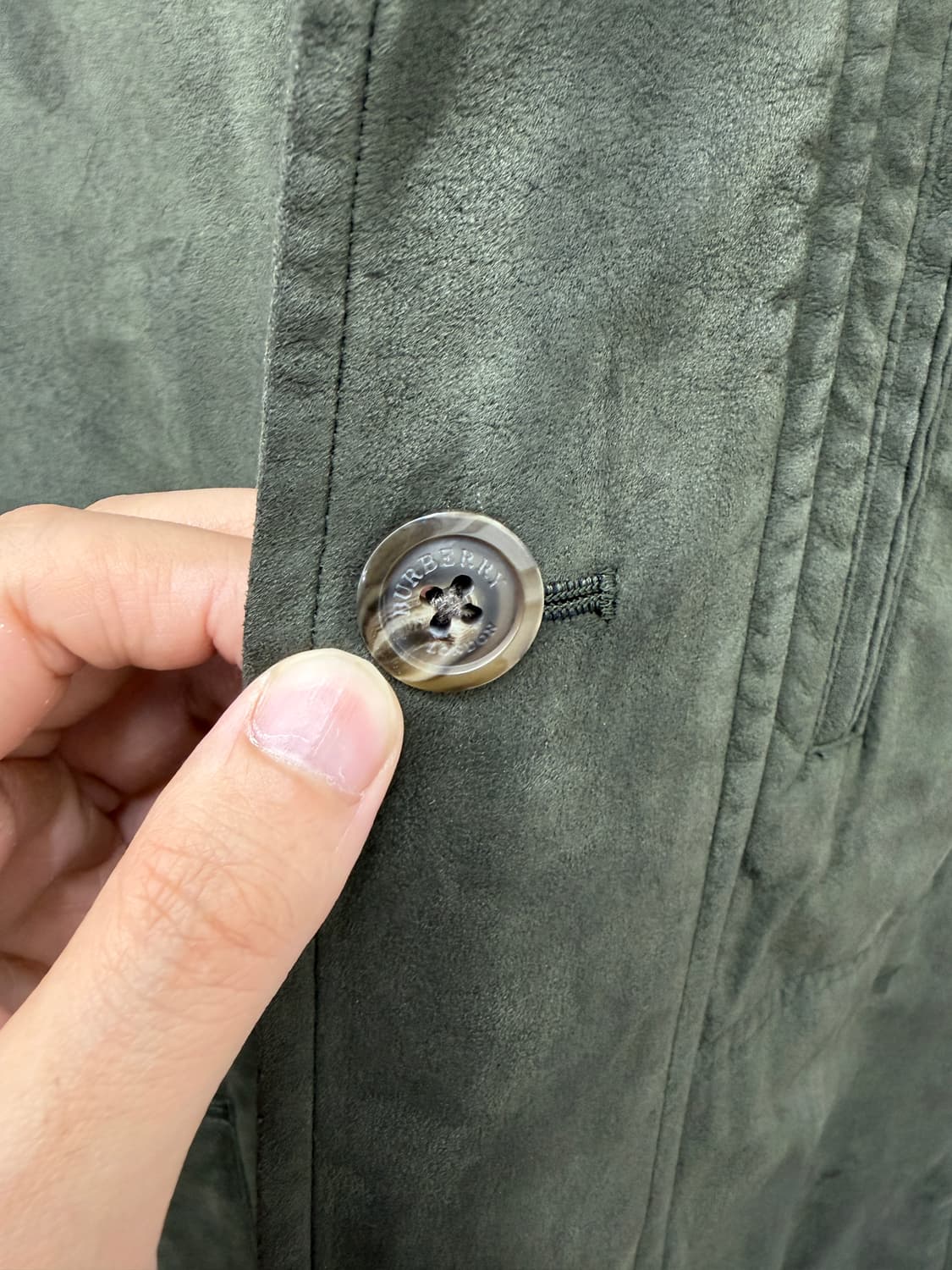 버버리 런던 체크 안감 코듀로이 카라 자켓 상품이미지4