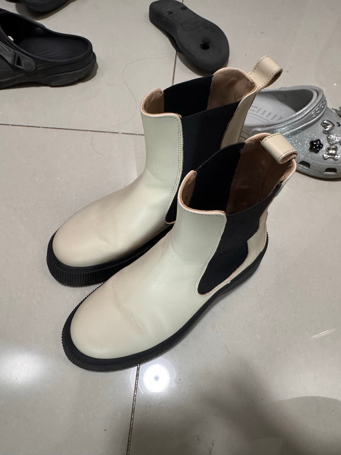 앤아더스토리즈 청키 부츠 상품이미지1