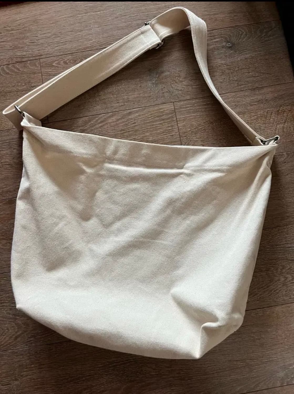 빔즈 캔버스 크로스백 상품이미지3