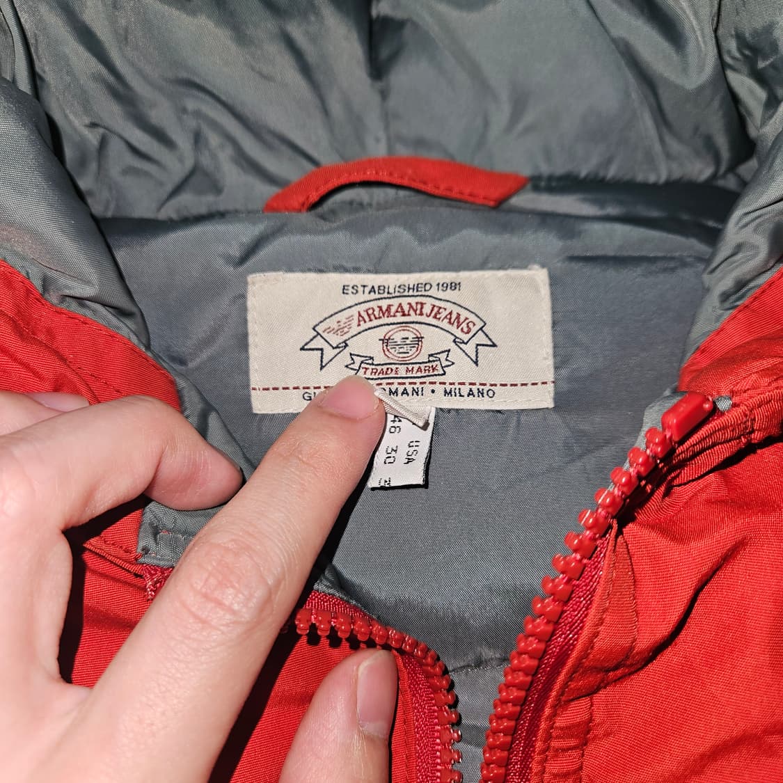 90s 아르마니 진스 다운 자켓 상품이미지6