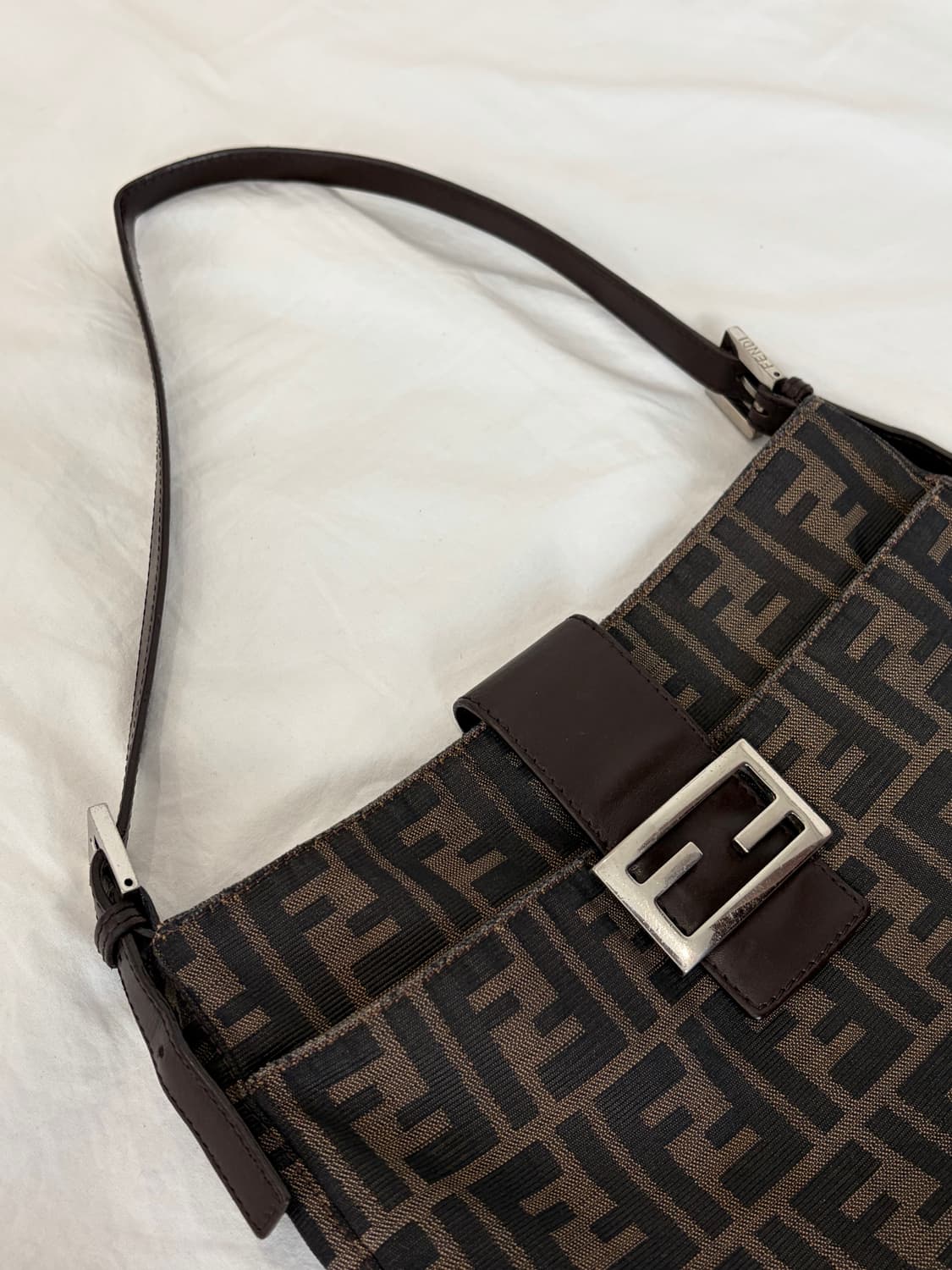 [Fendi] 주카 핸드백 상품이미지3