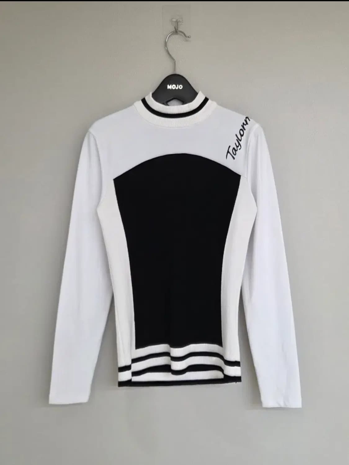 테일러메이드  여성 골지니트블럭 하프이넥 골프 니트 66사이즈 상품이미지2