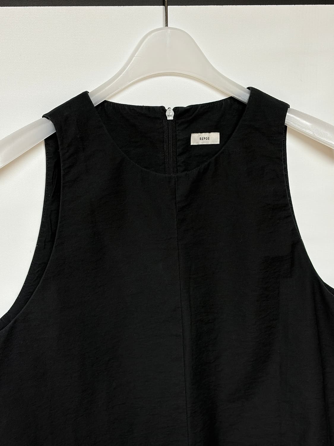 [REPOS] FLAT SLEEVELESS DRESS (BLACK) 상품이미지5