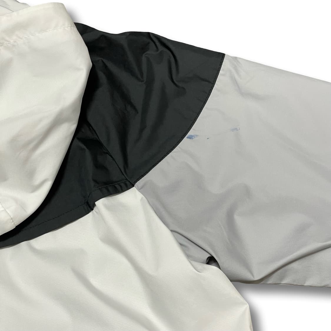 [L] 나이키 바람막이 블랙/화이트/그레이 상품이미지6