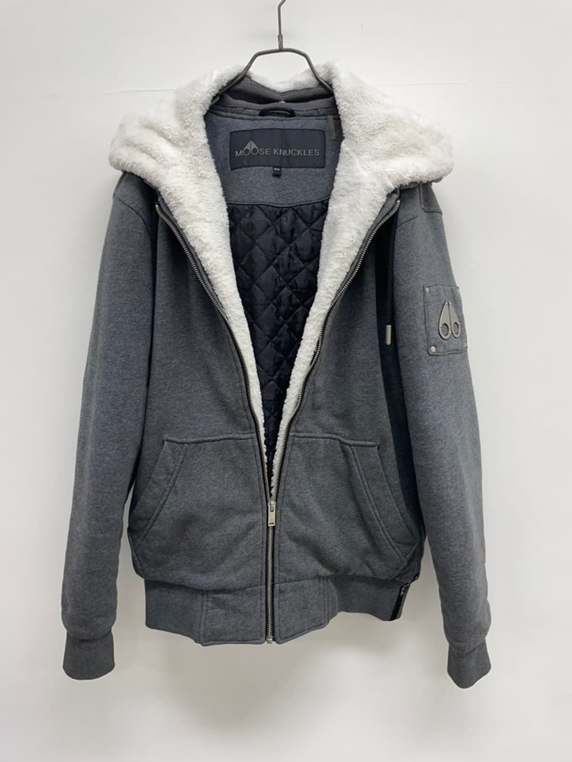 무스너클 매장판 정품 21년 버니스웨터 그레이 상품이미지2