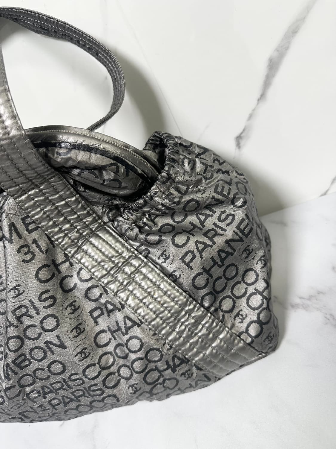 [A 정품] 샤넬 크루즈 토트 숄더백 실버 상품이미지9