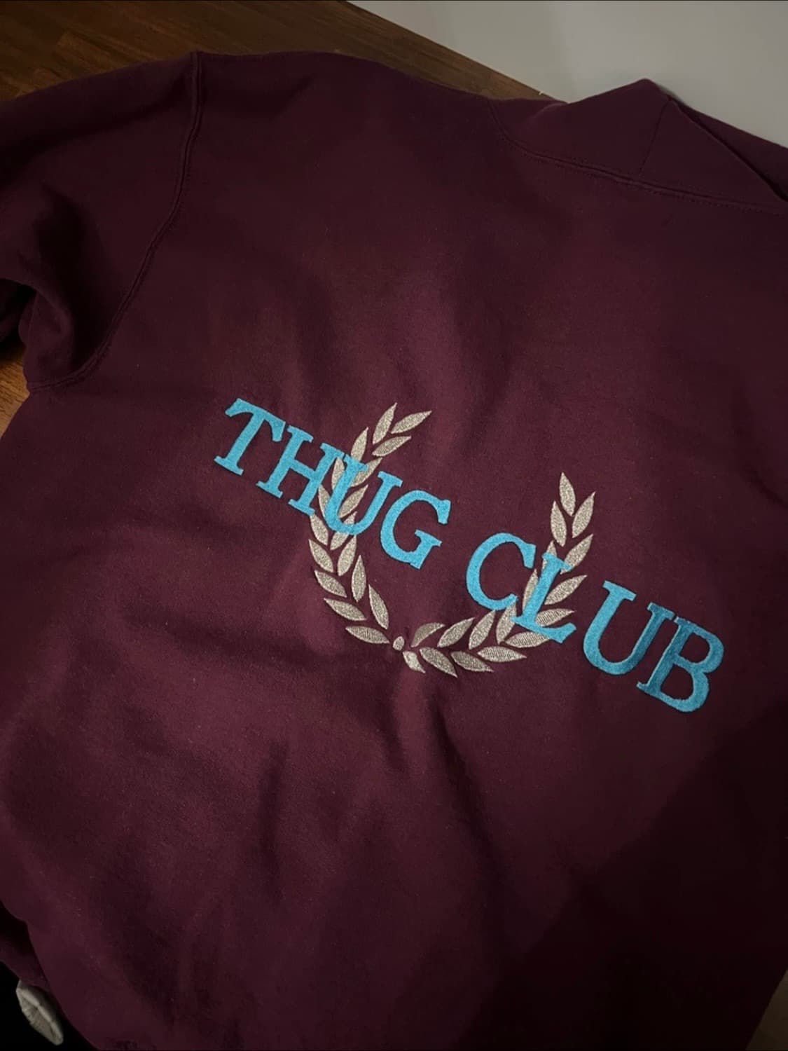 떠그클럽 자수 버건디 후드집업 상품이미지2