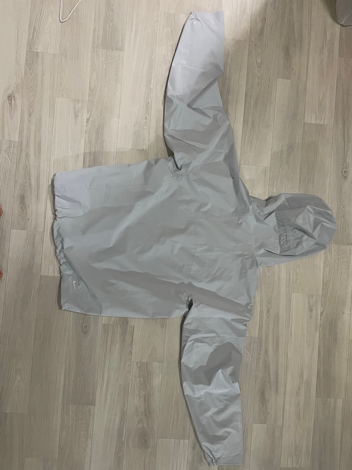 나이키 acg 바람막이 화이트 M 상품이미지2