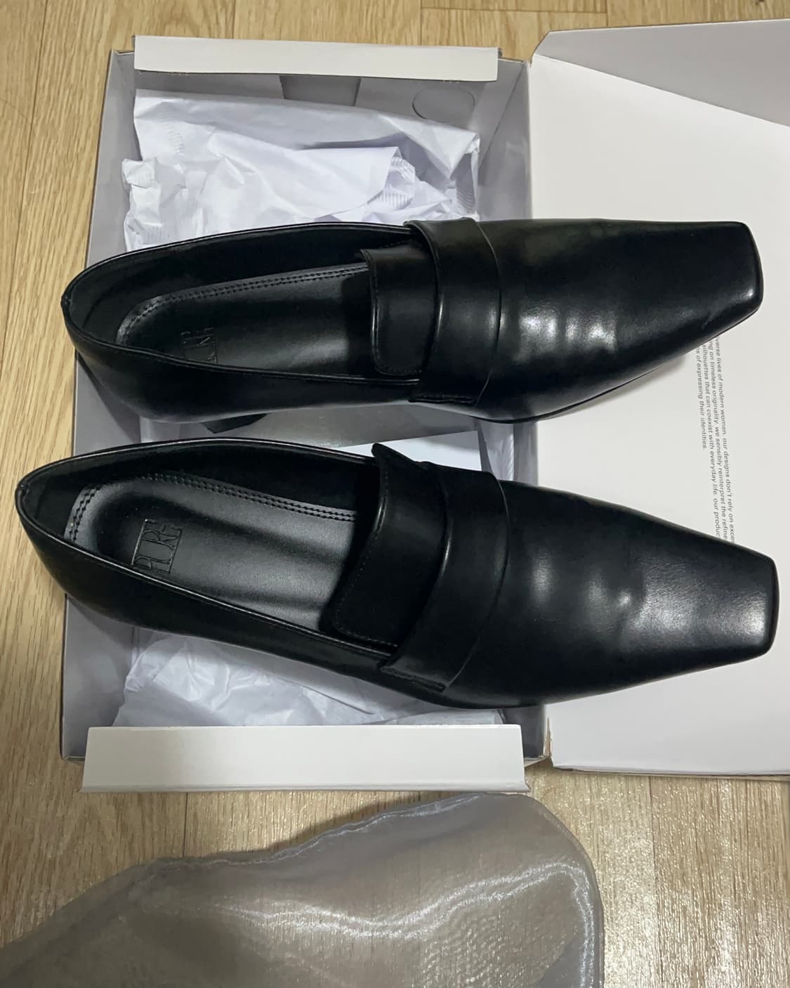 EPURE 에퓨레 블랙 로퍼 235 상품이미지2
