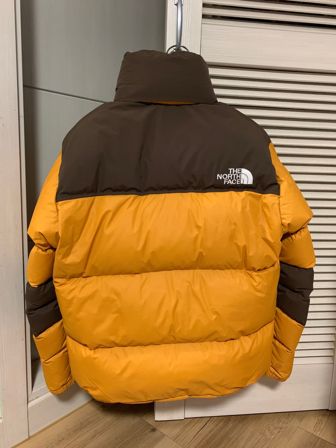 노스페이스 한정판 눕시 800 상품이미지4