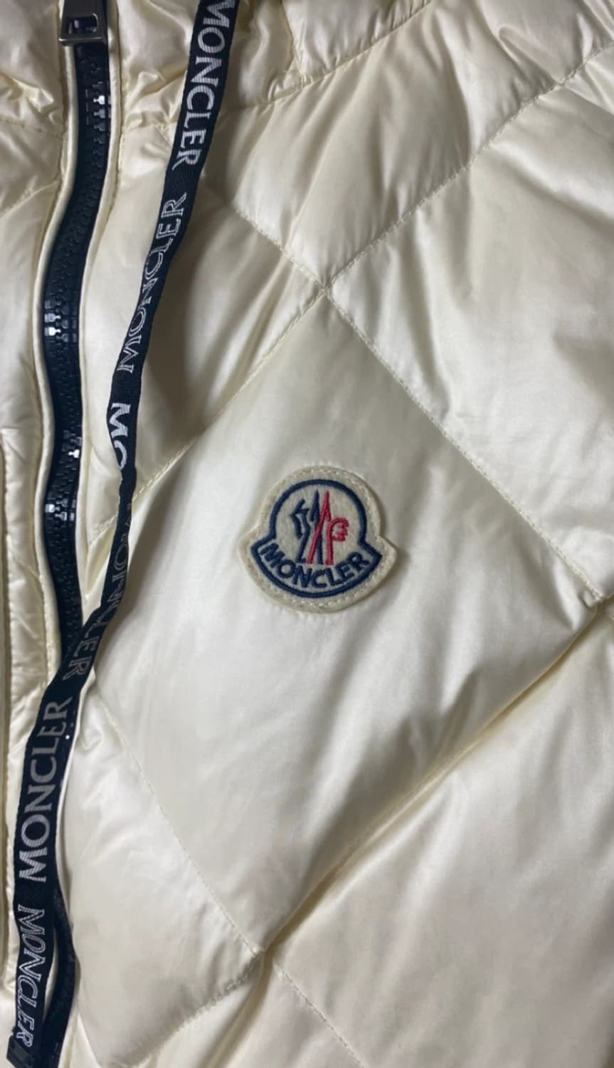 정품)몽클레어 패딩조끼 sucrex 여성 경량패딩 3사이즈 상품이미지5