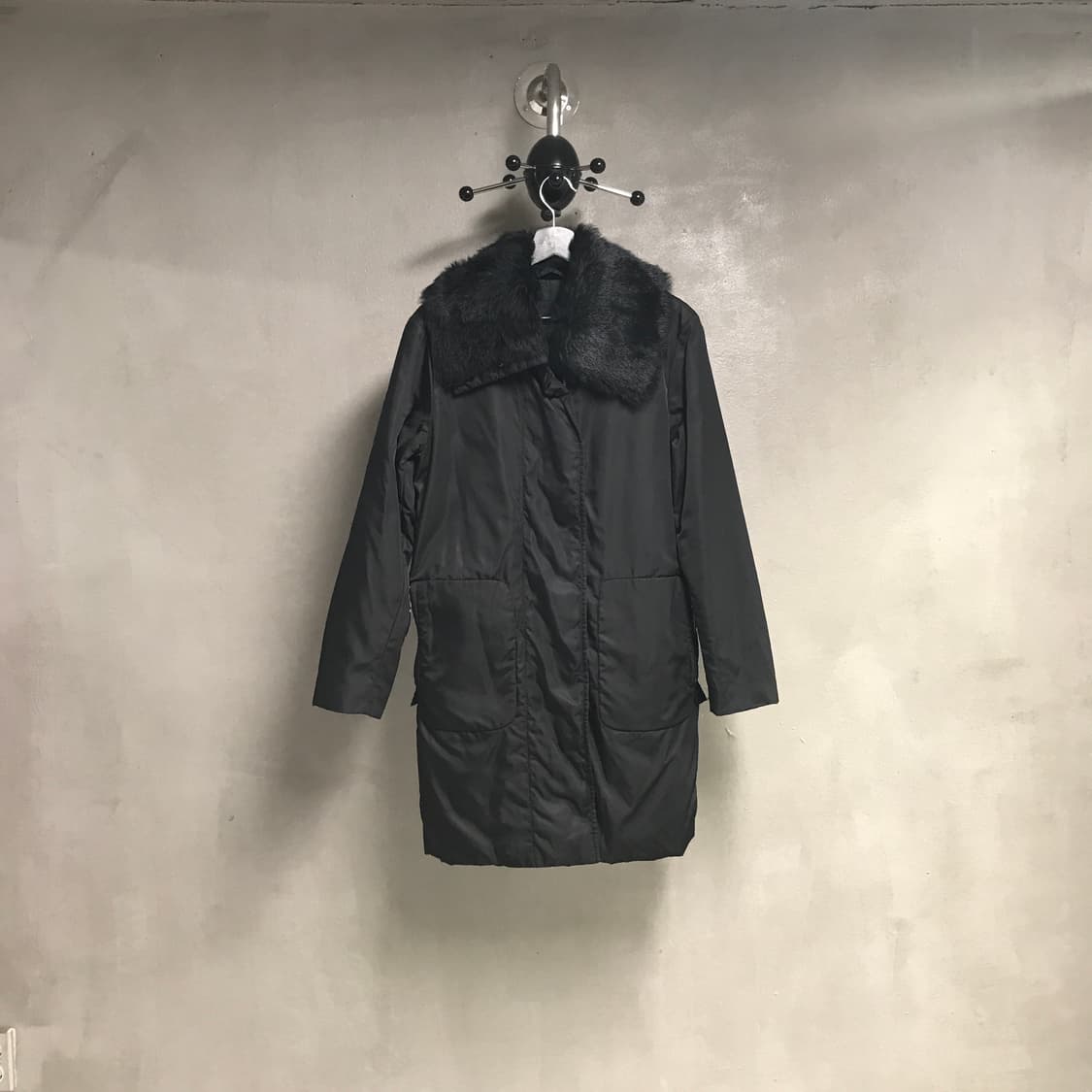 프라다 블랙 퍼 코트 40(W) 상품이미지1