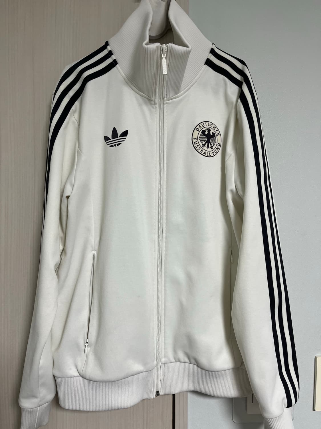 아디다스 독일 베켄바우어 트랙 탑 오프 화이트 상품이미지2
