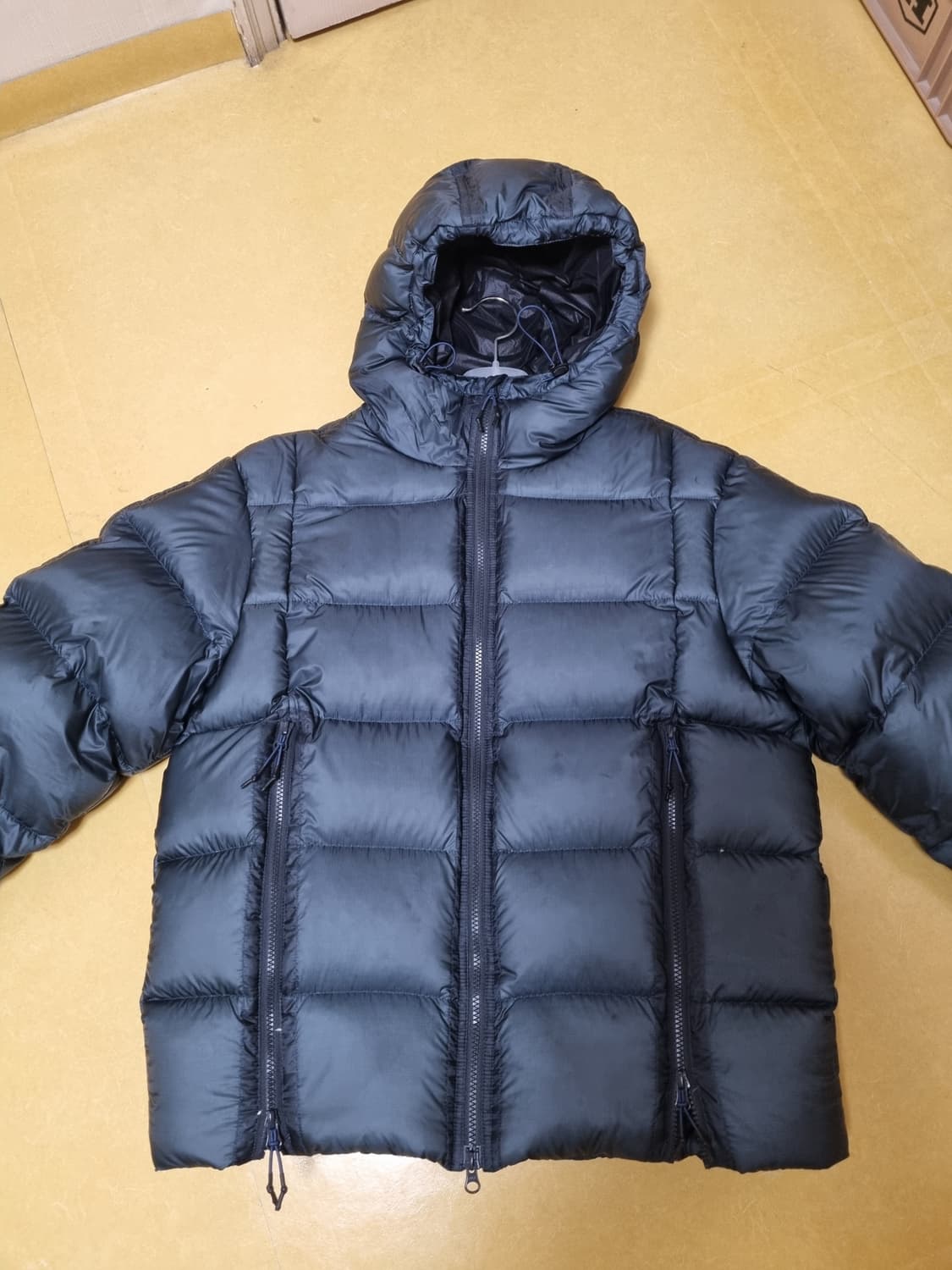 언어펙티드 ls 후드 다운 점퍼 M사이즈 네이비 상품이미지1