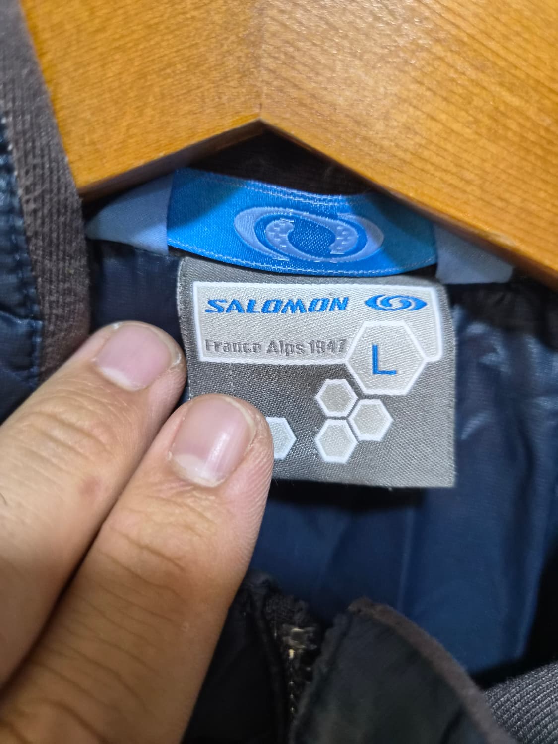 L) 살로몬 프로맨 경량 패딩 팝니다 상품이미지5