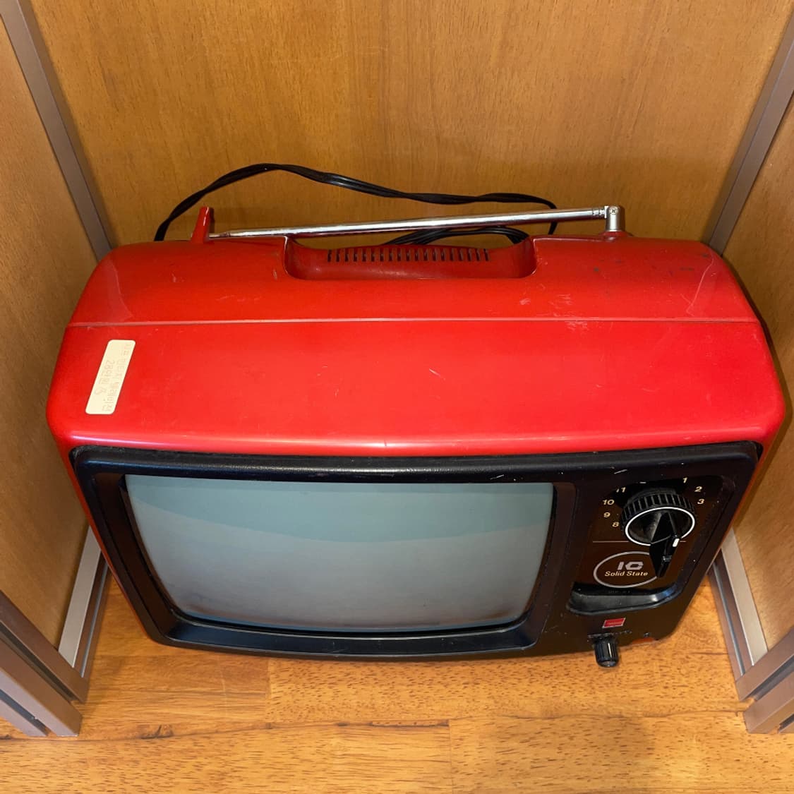 Sharp 10P-K1 Black-and-White TV 상품이미지3