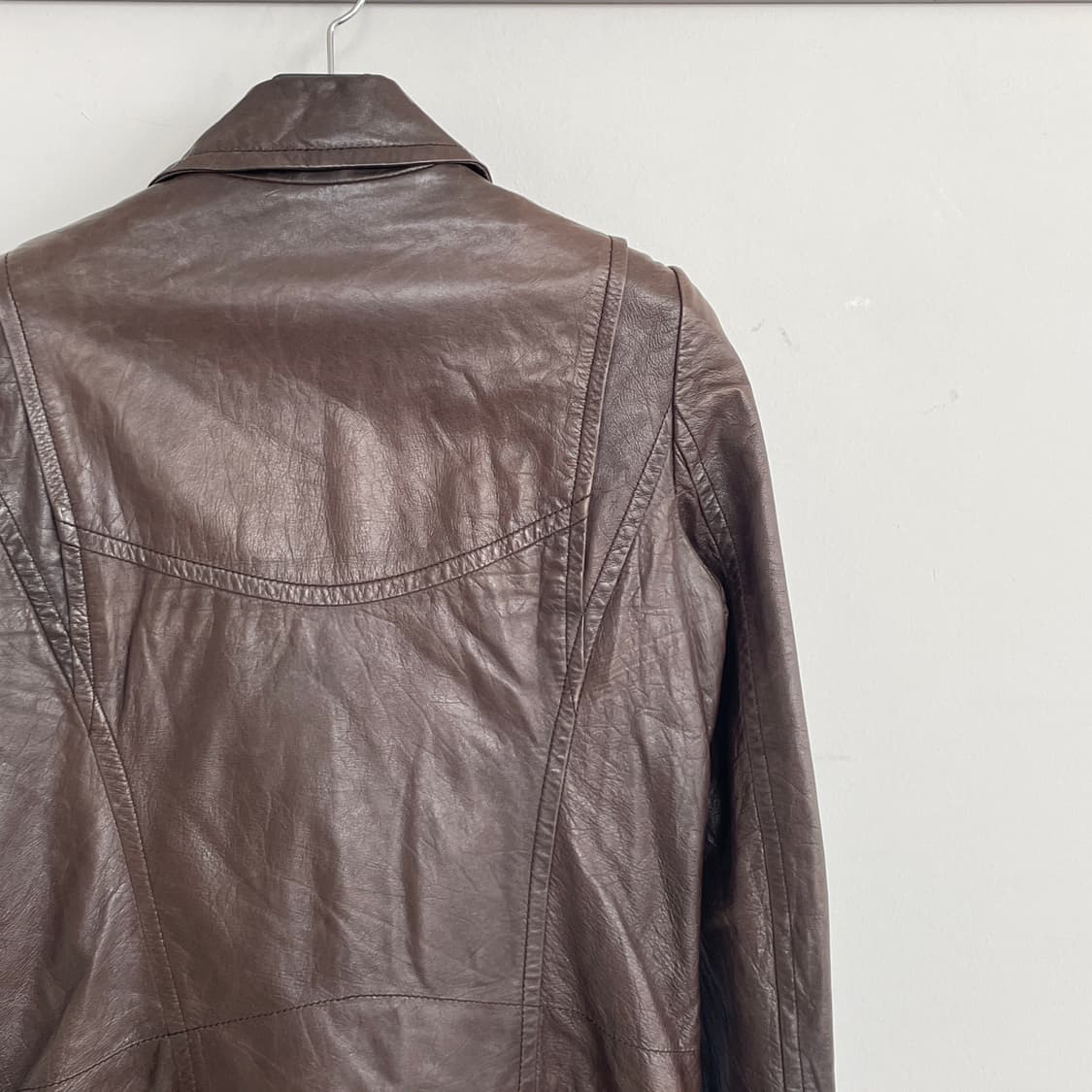 시스템 딥브라운 리얼 레더 가죽 라이더 자켓 밑단 지퍼 절개 디테일 상품이미지5