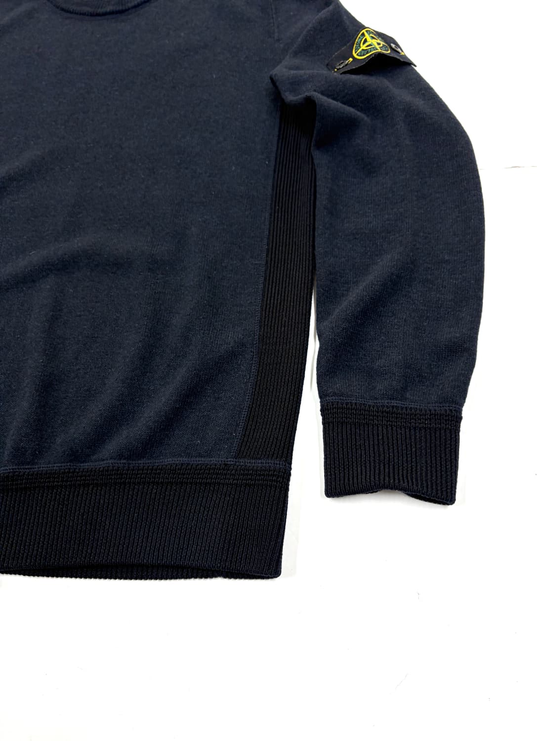 Stone Island 네이비 울 니트 스웻 상품이미지3