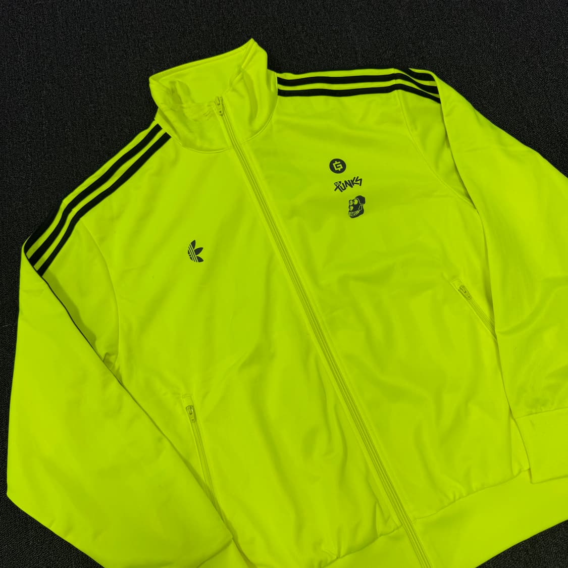 아디다스 x 보어드 에이프 요트 클럽 형광 져지 상품이미지2