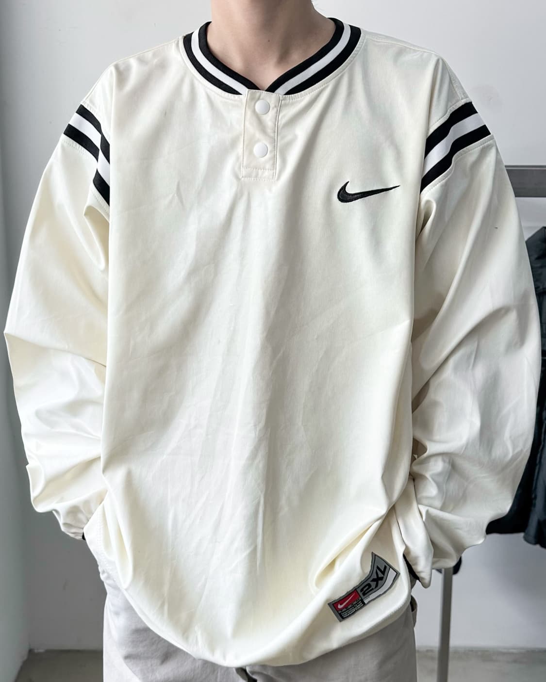 나이키 2000’s 빅 스우시 2B 풀오버 웜업 상품이미지2