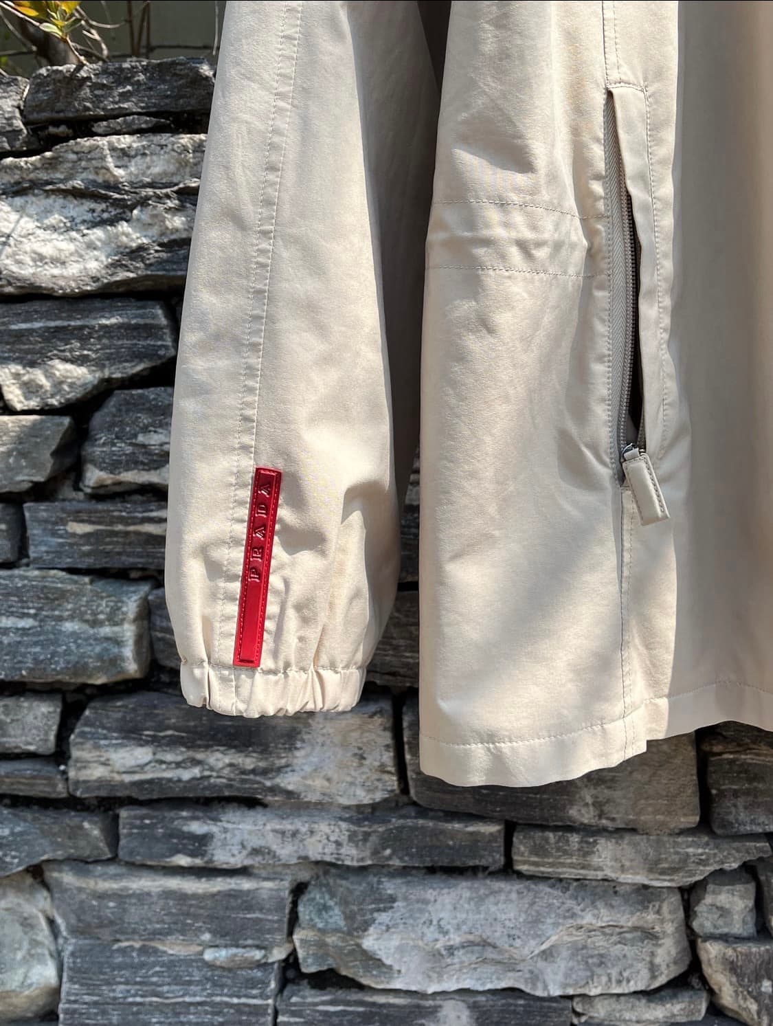 프라다 스포츠 자켓 상품이미지3