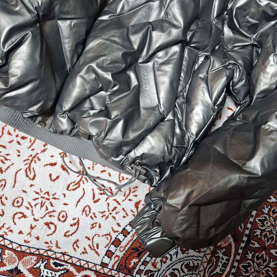 GYDA in Japan 빅 후드 유광 크롭 패딩 점퍼 Free  상품이미지3