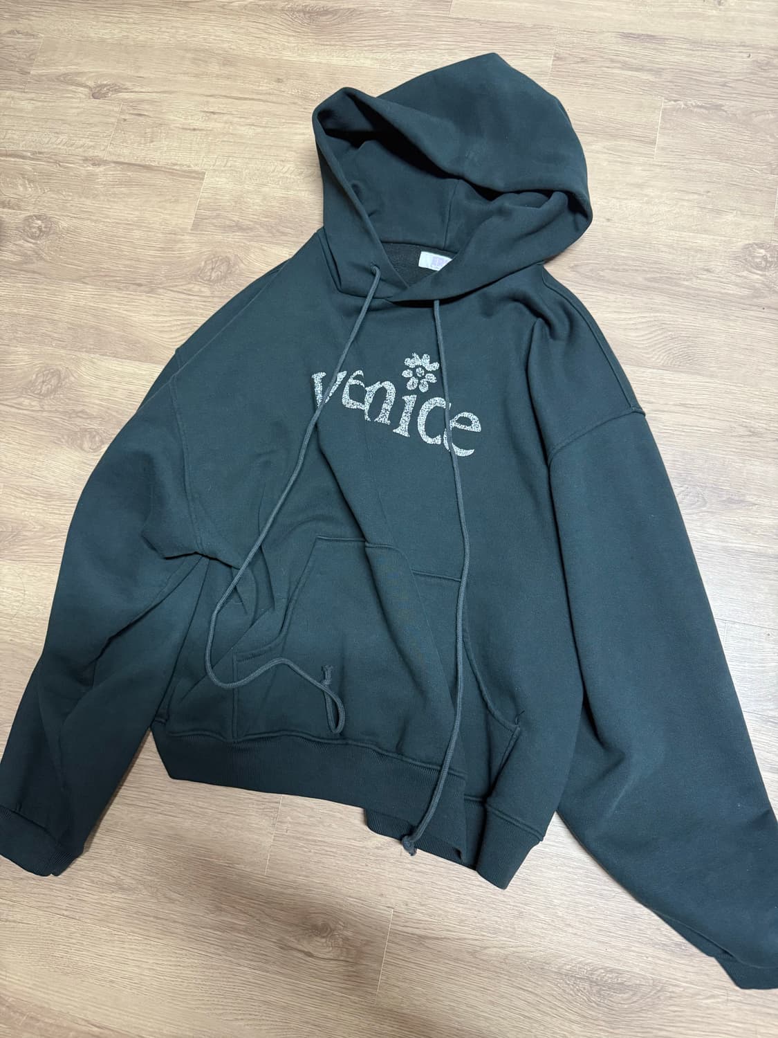 ERL 베니스 후드티 상품이미지1