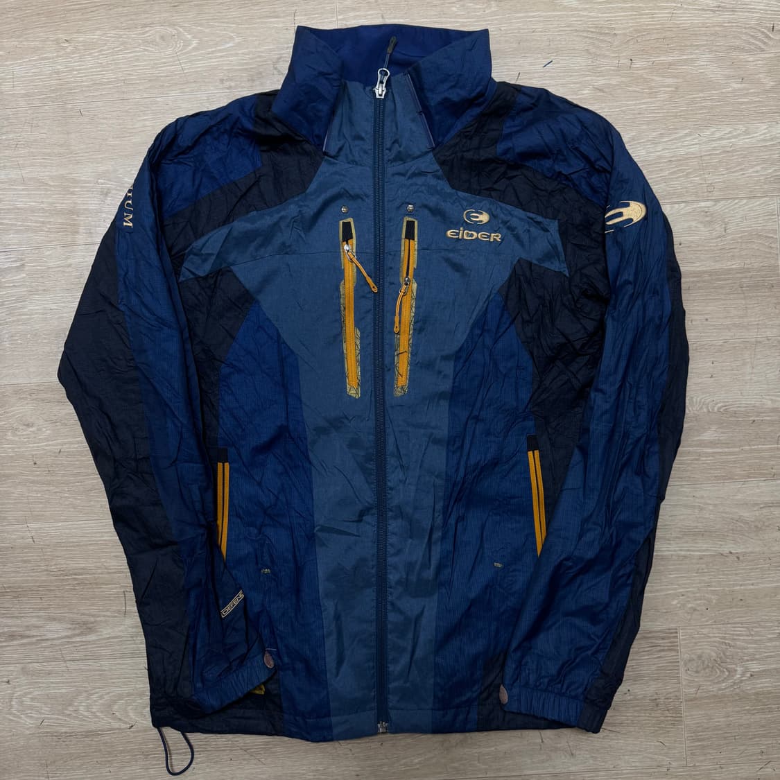 아이더 바람막이 자켓 상품이미지1