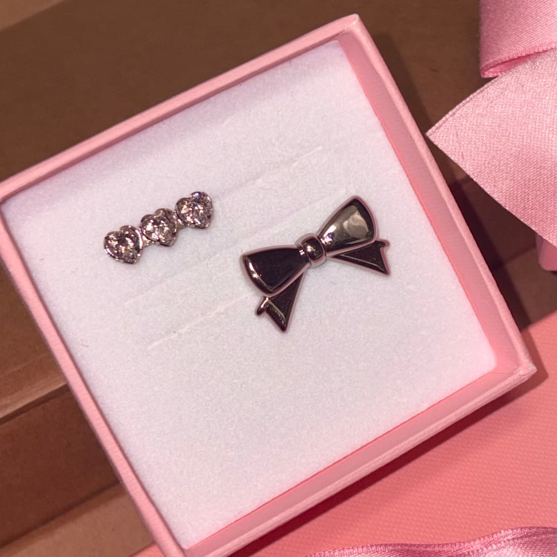 젠틀몬스터 제니 살롱글리터 02 (참 포함) 상품이미지2