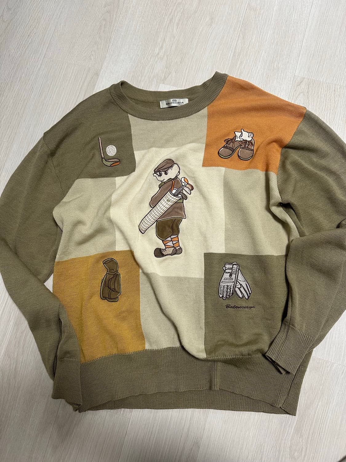 발렌시아가 골프 니트 상품이미지1