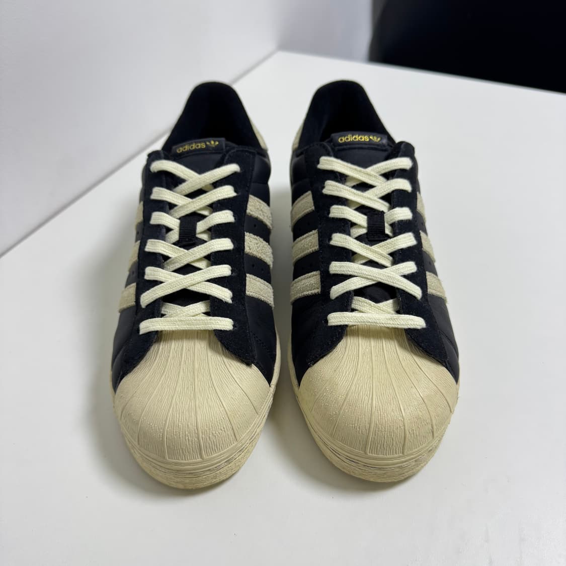 아디다스 슈퍼스타 82 블랙 화이트 상품이미지2