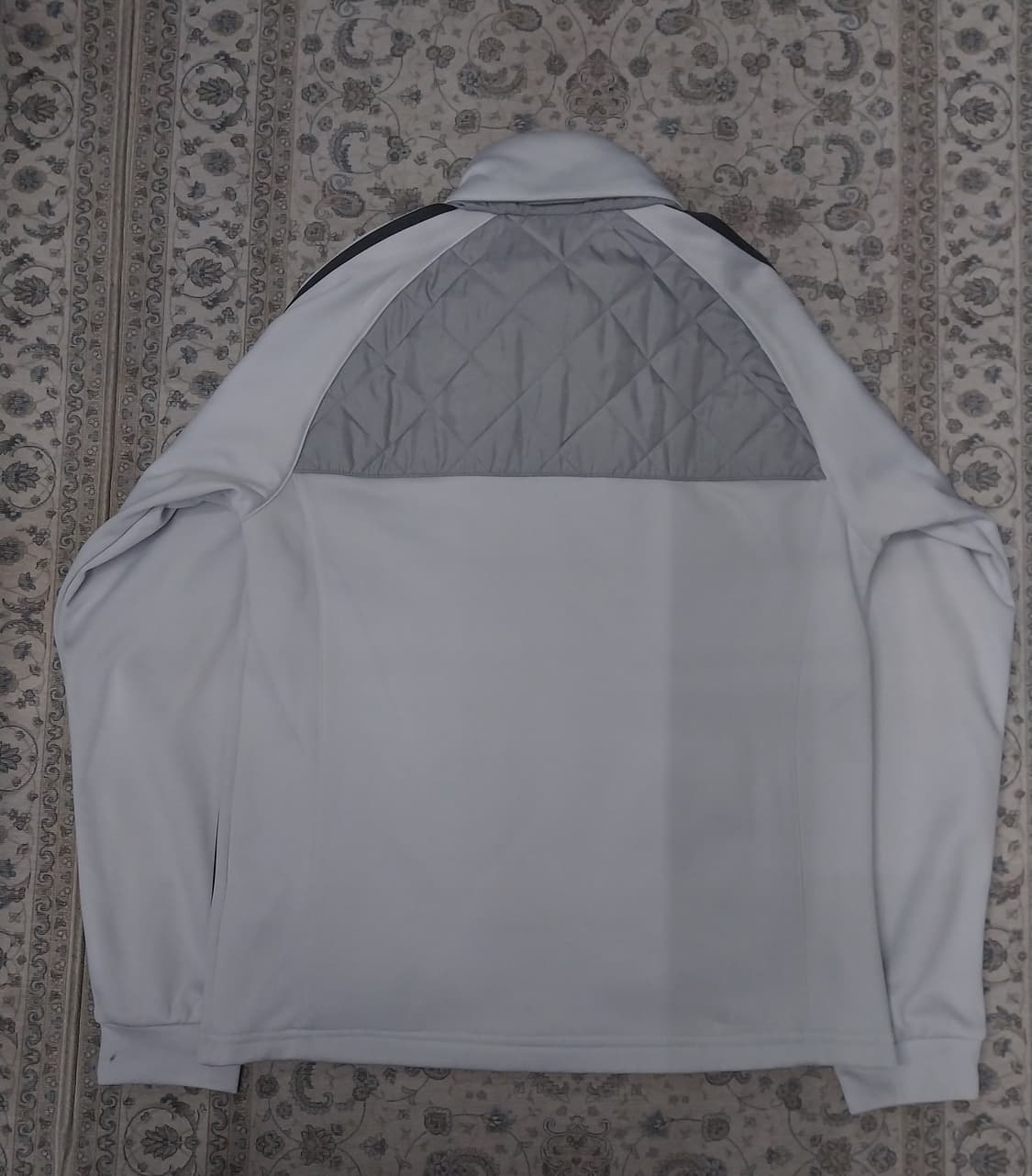 아디다스 퀼팅 트랙 자켓 100  (후드내장됨) 상품이미지2