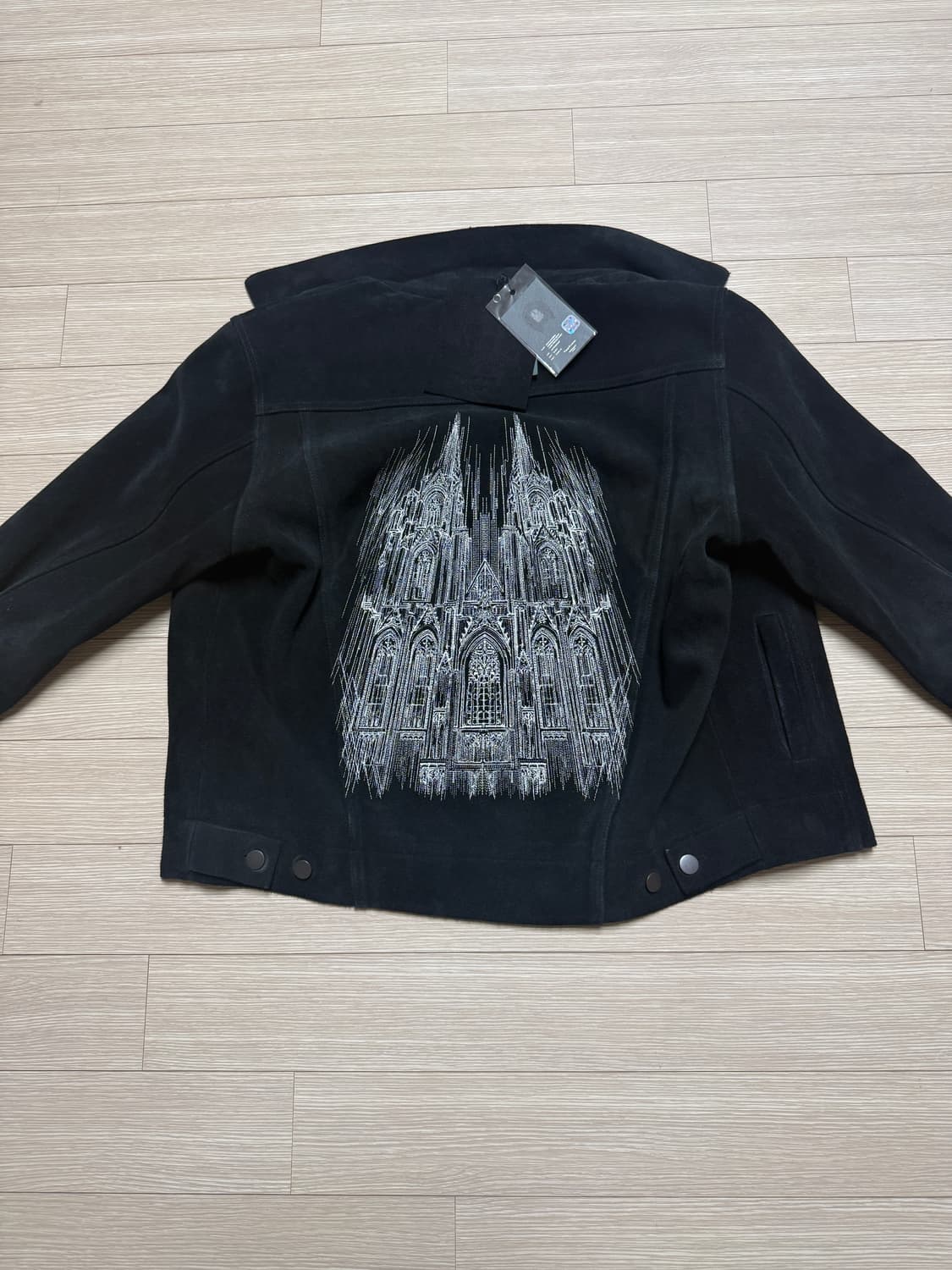 언더마이카 대성당 자수 블랙 1사이즈 풀구성(옷걸이+택) 상품이미지1