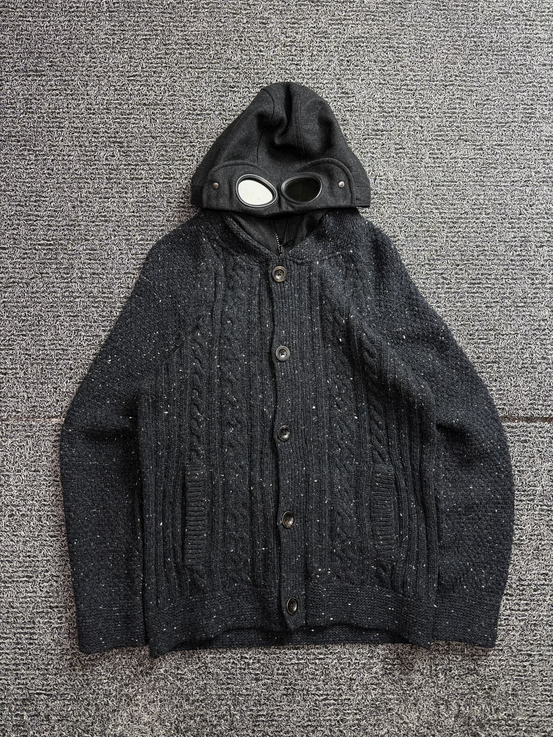 CP 컴퍼니 고글 디테일 니트 후디 자켓 2400 상품이미지2