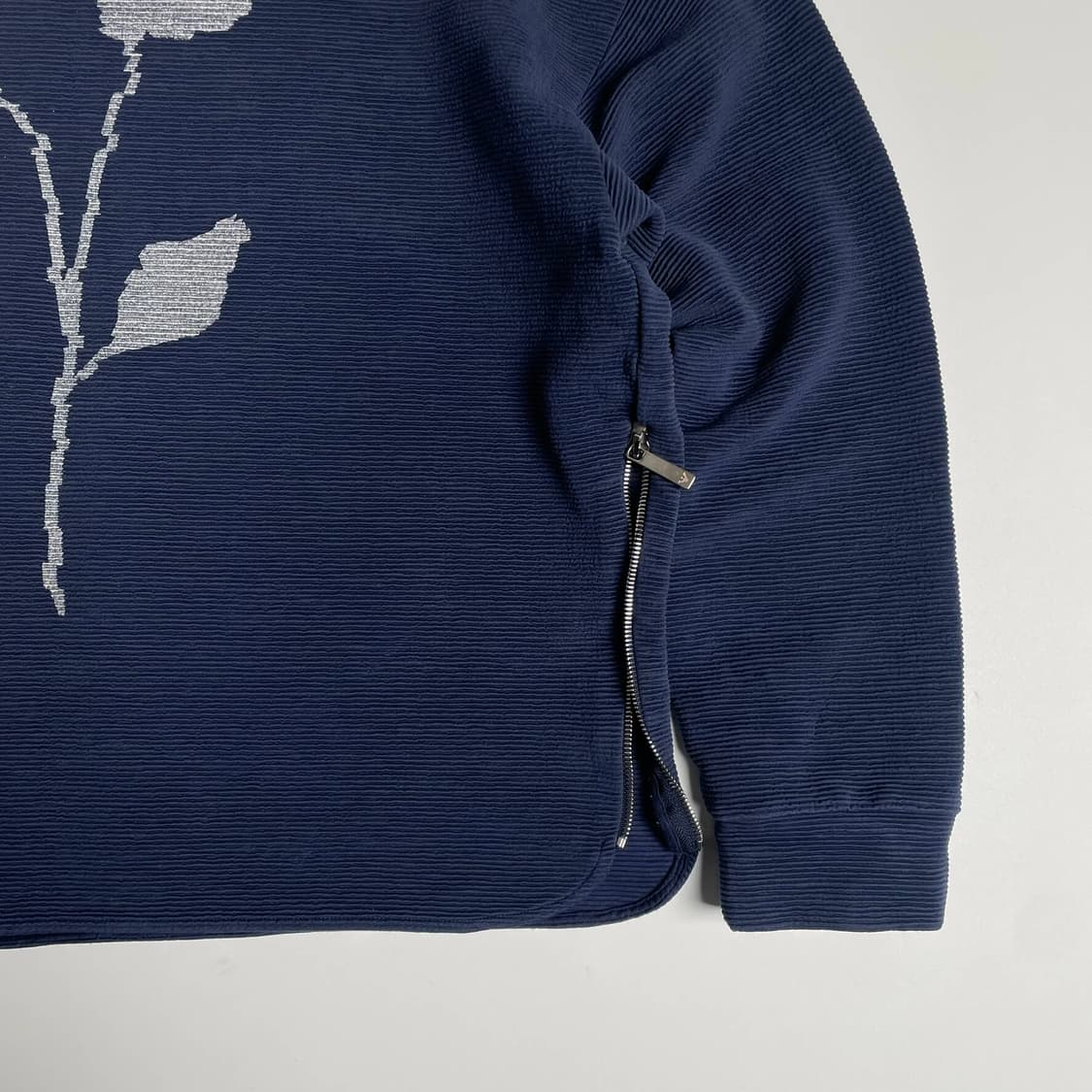 Emporio armani 코튼 블렌드 플리츠 맨투맨 (italy)  상품이미지5