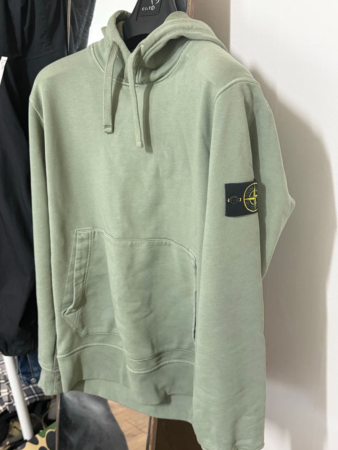 스톤아일랜드 후드티 상품이미지3