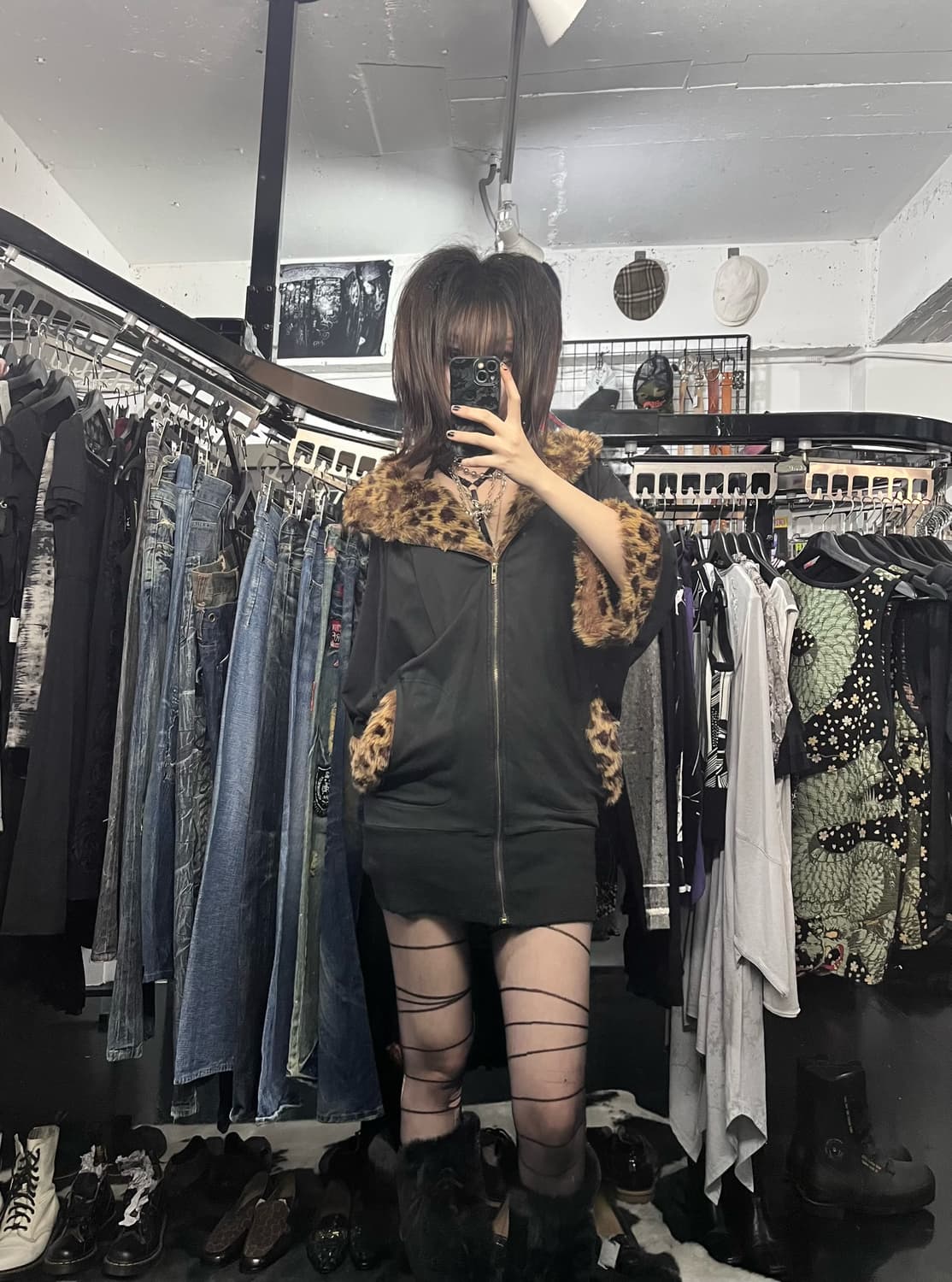 레오파드 퍼 포인트 후드집업 상품이미지1