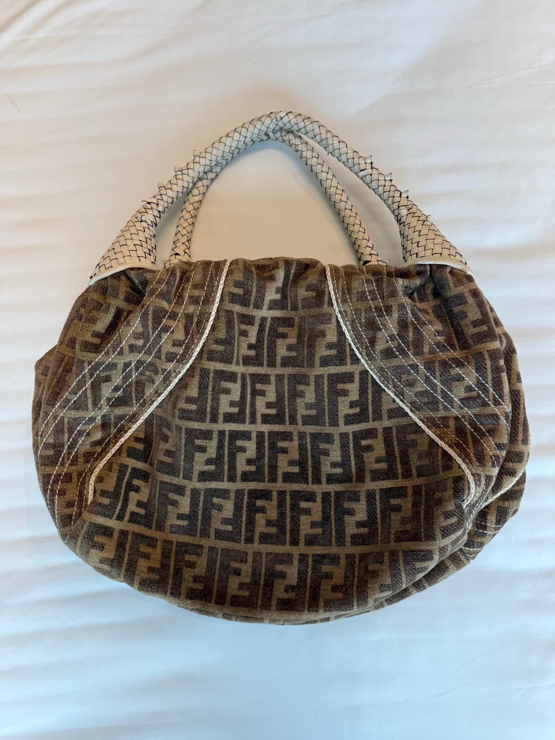 Fendi spy bag 펜디 스파이백 상품이미지2