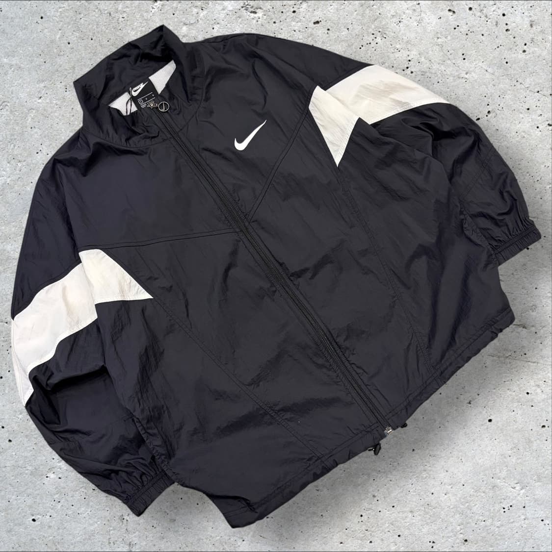 [L] 나이키 바람막이 블랙/화이트 자켓 B892 상품이미지2