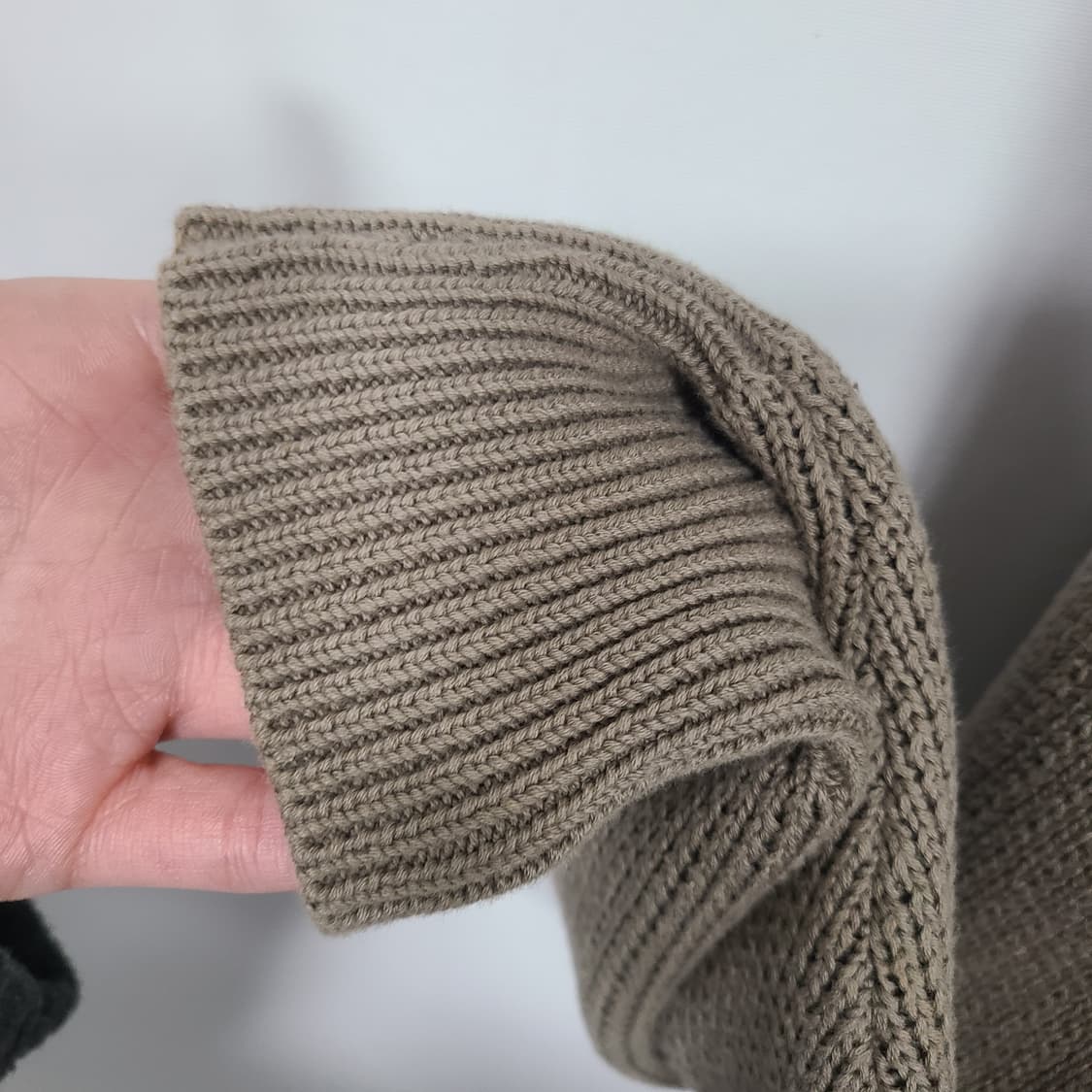 에센셜 남성 니트 풀오버 후드 피스타치오 M 상품이미지3