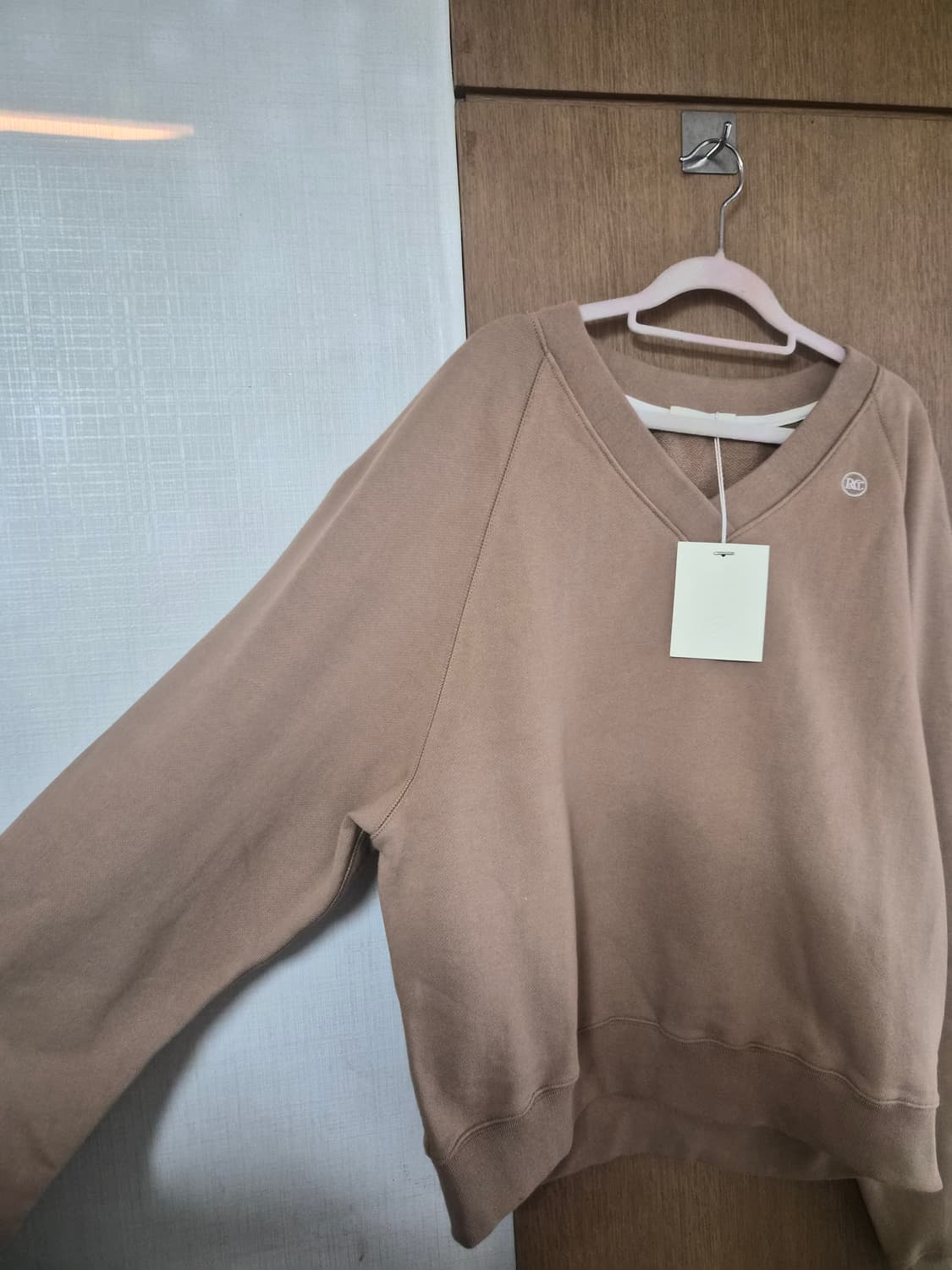 렉토 시그니처로고 스웻브이넥 맨투맨 상품이미지3