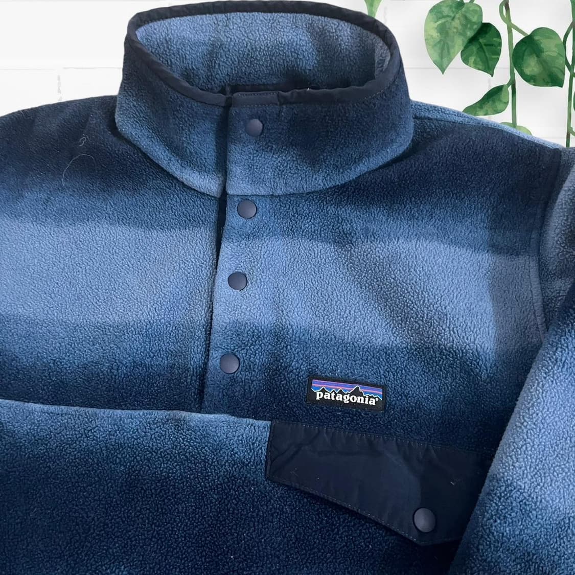18FW 파타고니아 클래식 신칠라 스냅-티 플리스 풀오버 네이비그라데이션 상품이미지2