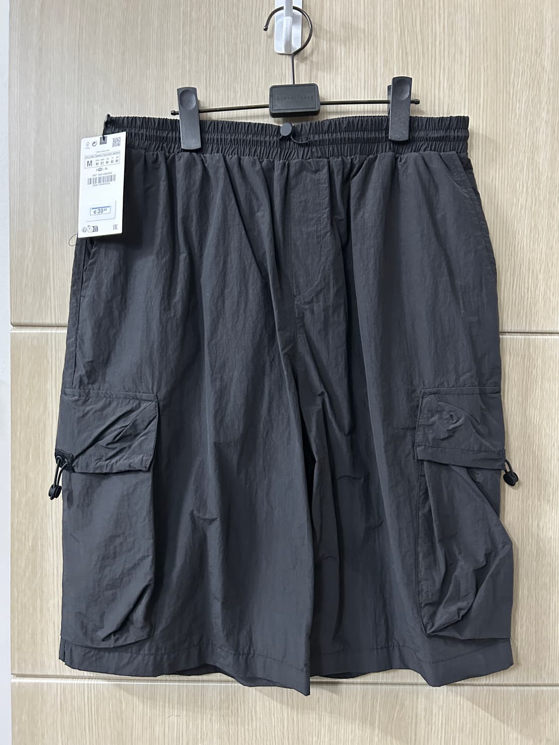 자라 파라슈트 버뮤다 카고 쇼츠 Black 8281/390 상품이미지1