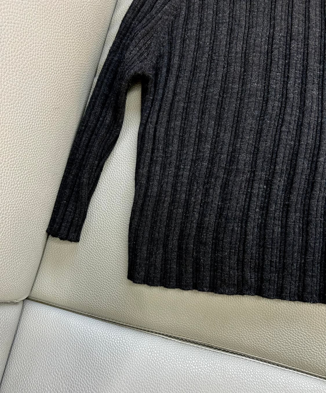 더 캐시미어 23SS 니트(85) 상품이미지4